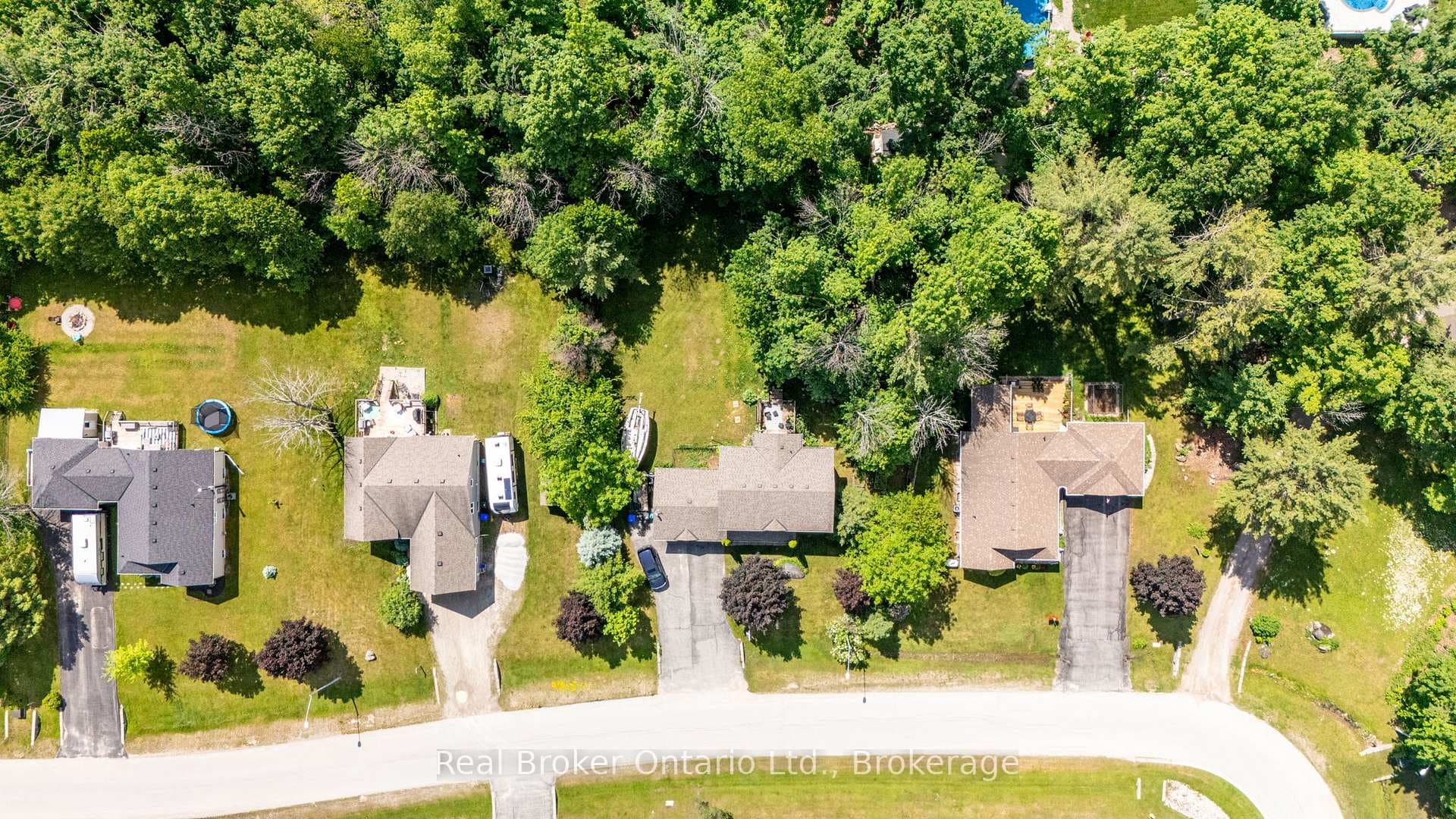 9 Boyd Crescent photo 18