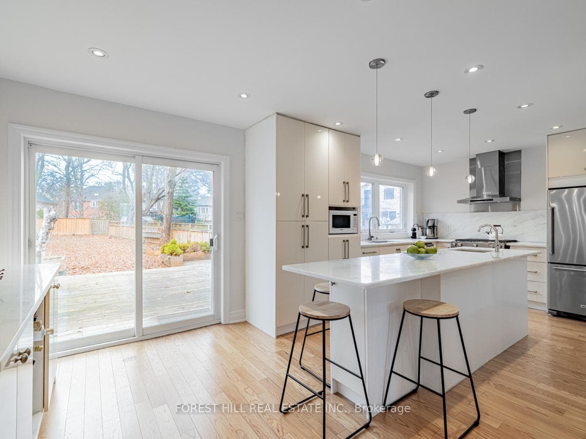 142 Delhi Avenue photo 11