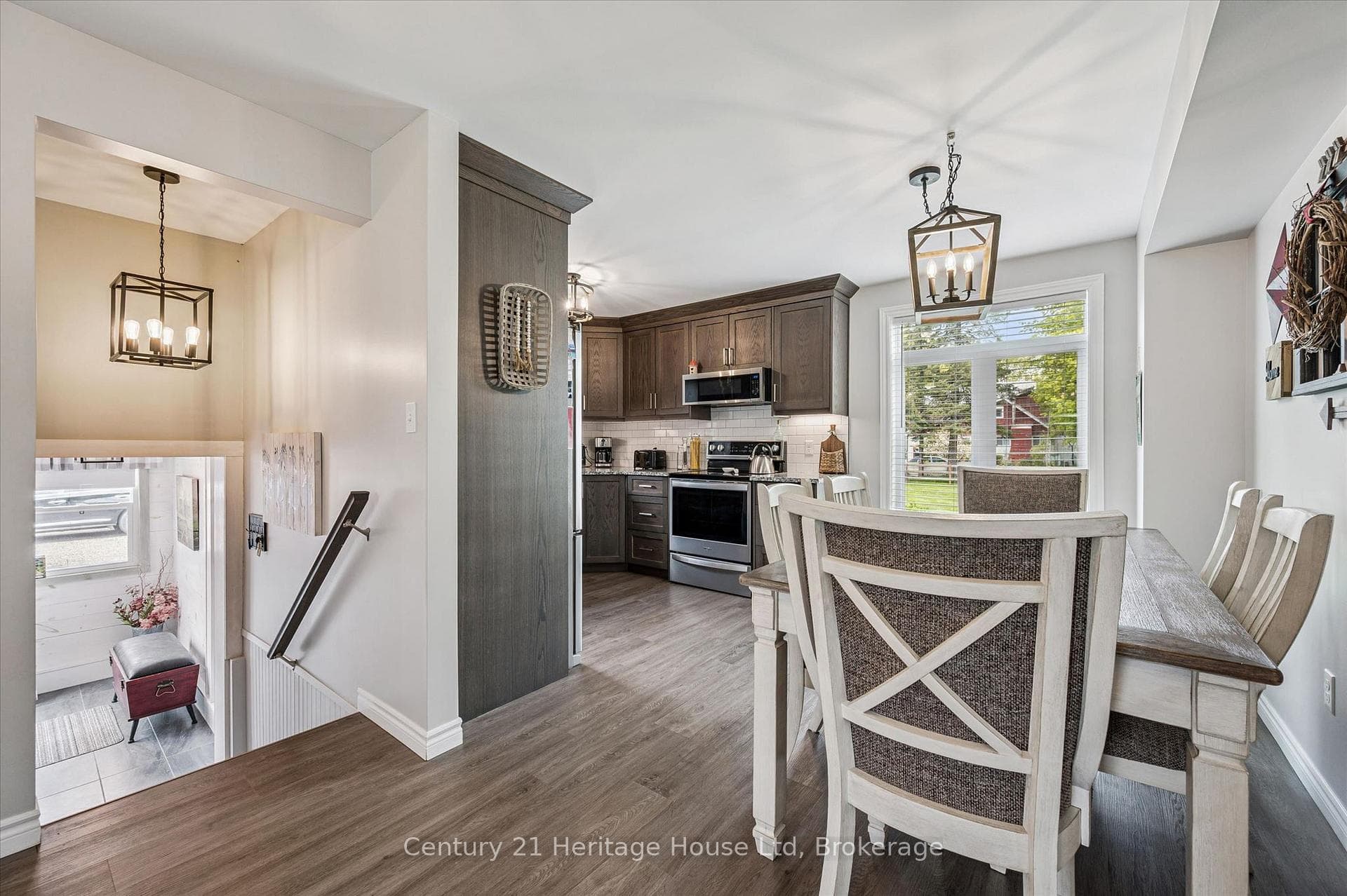 584077 Beachville Road photo 11