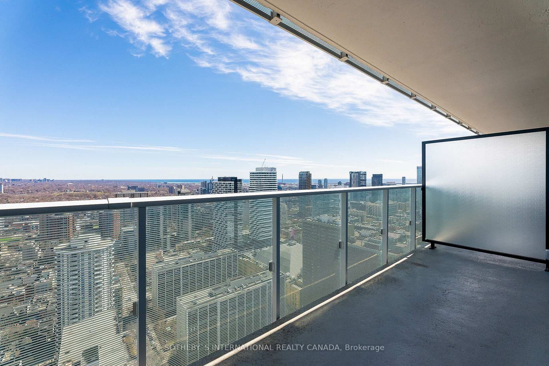 501 Yonge Street Unit 3807 photo 23
