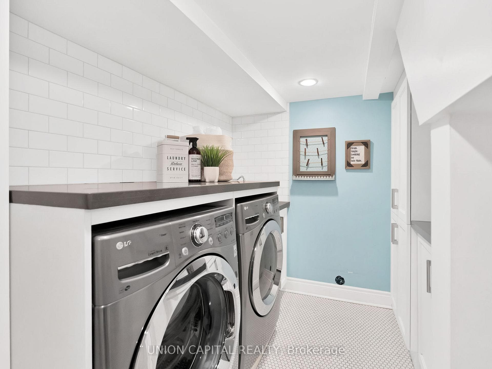 35 Glen Echo Road photo 32