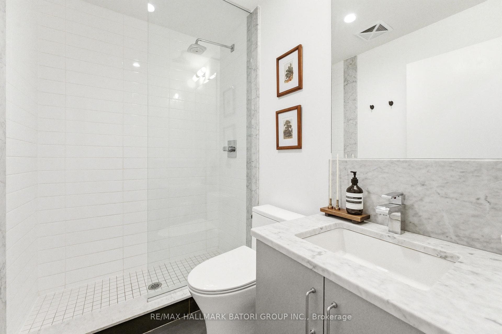 83 Redpath Avenue Unit 1009 photo 15