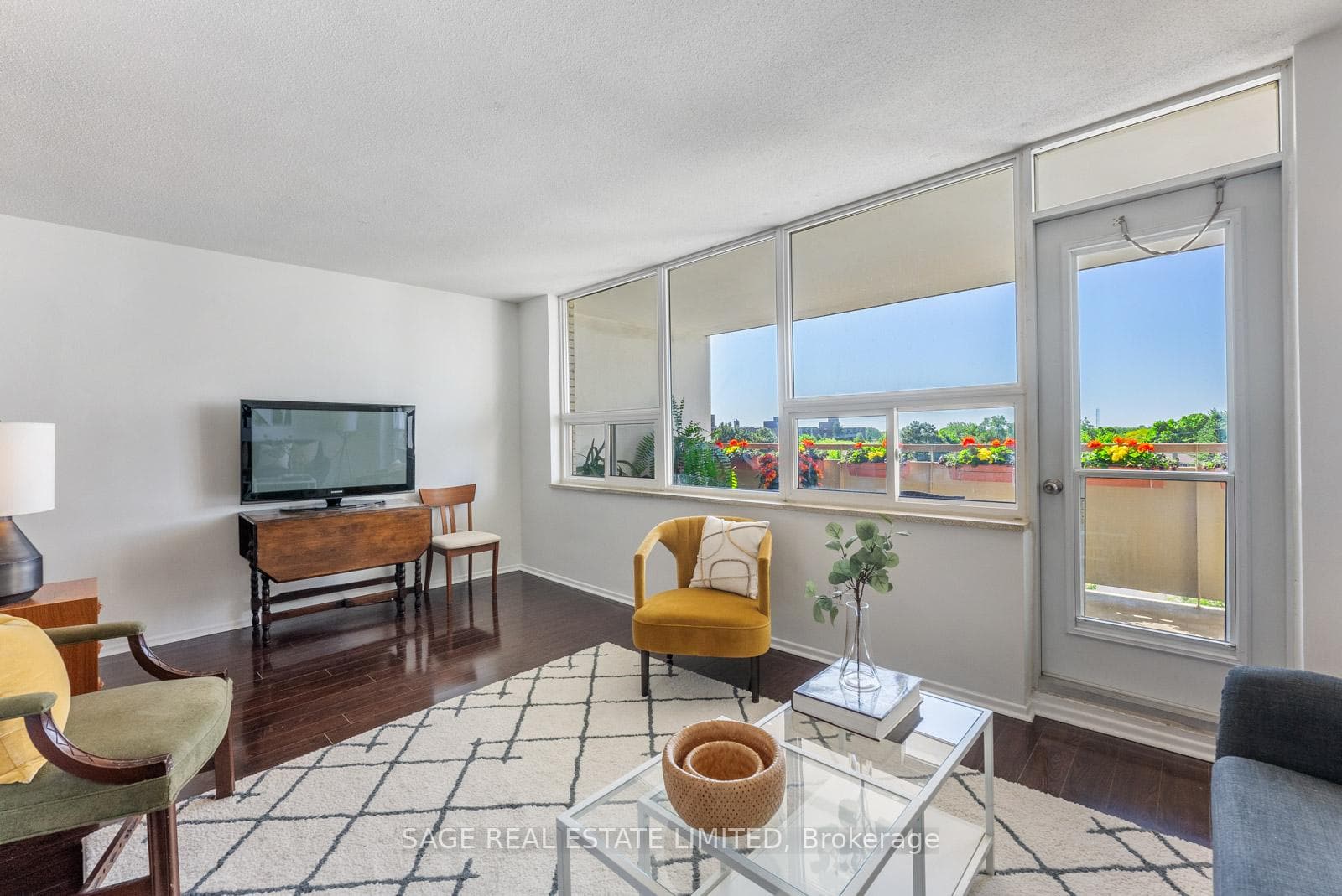 1360 York Mills Road Unit 607 photo 6