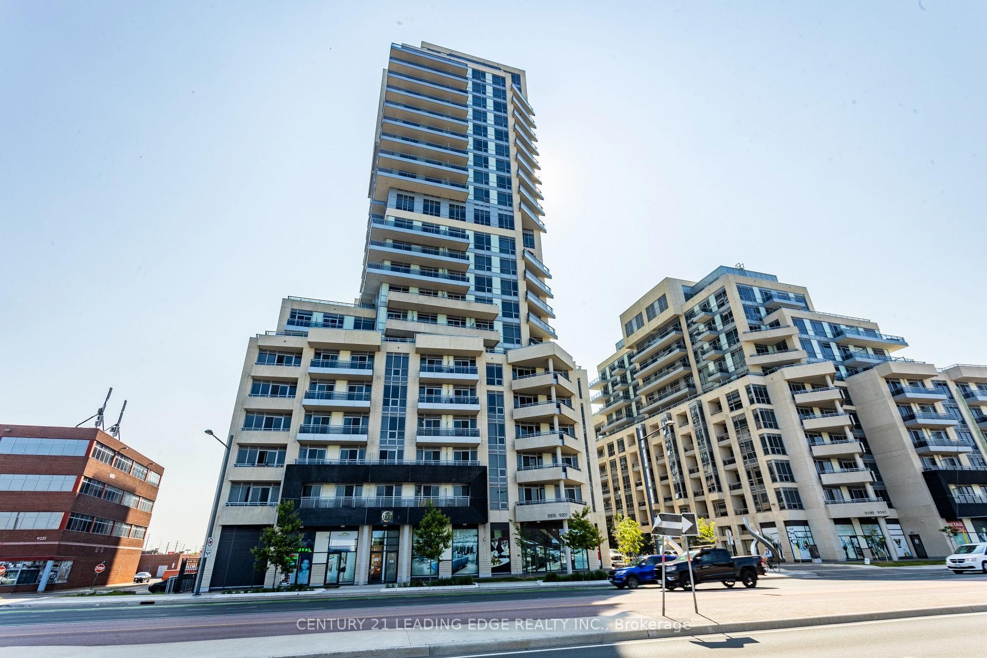 9205 Yonge Street Unit 216 NE photo 1