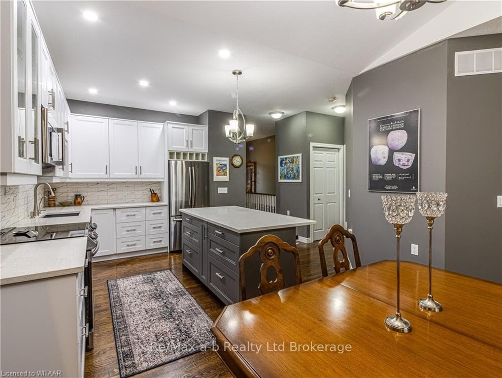 450 LAKEVIEW Drive Unit 12 photo 17