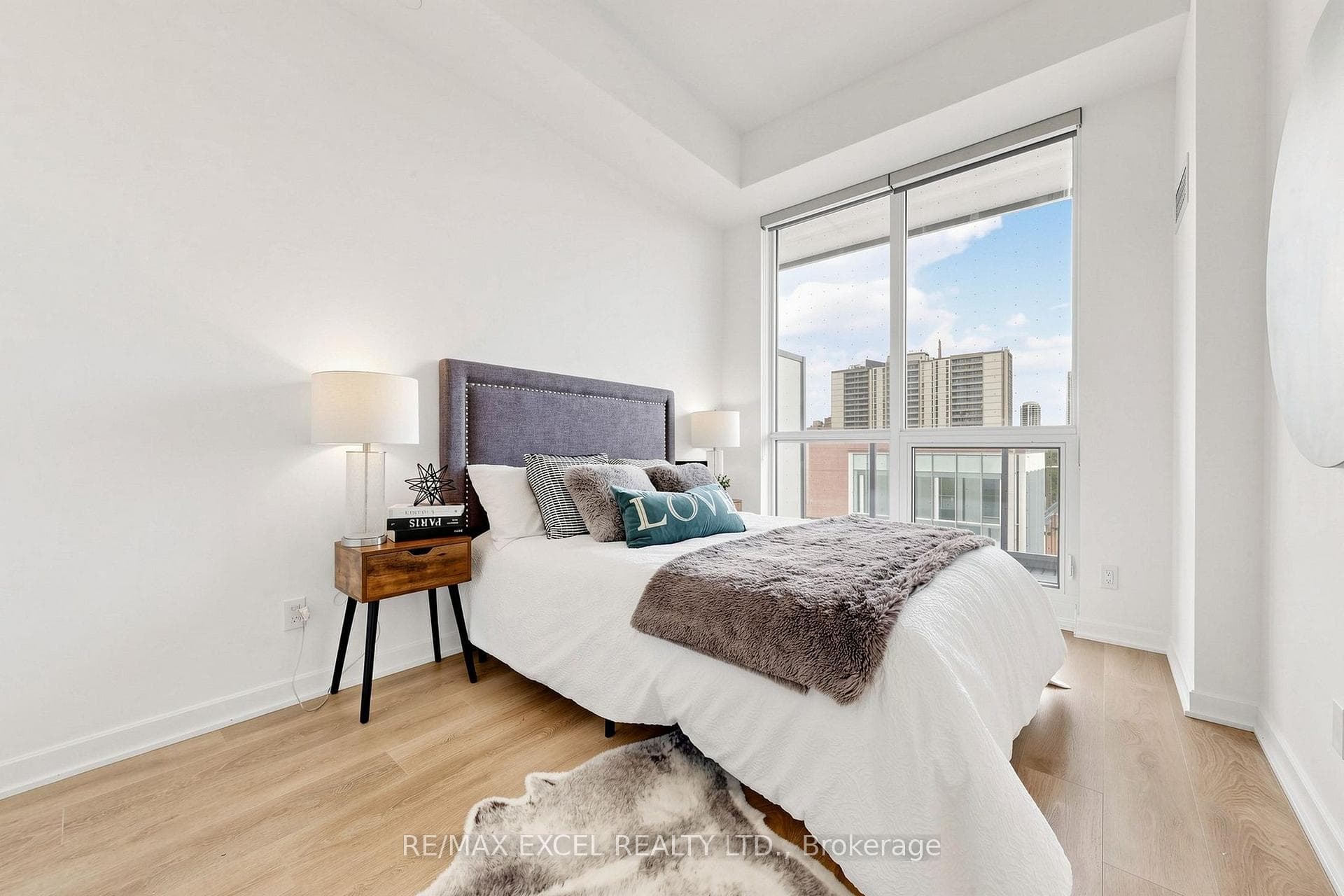 38 Forest Manor Road Unit 307 photo 17