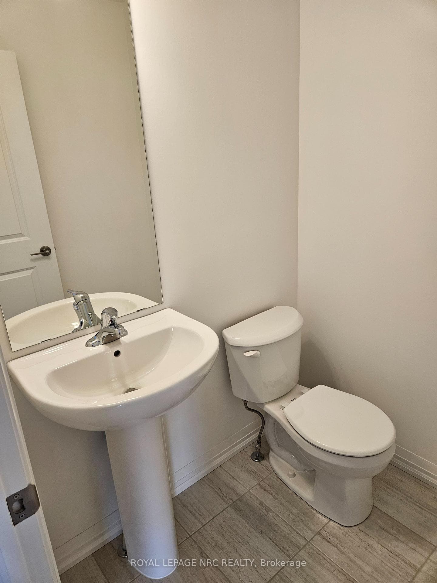 50 Samuel Avenue photo 14