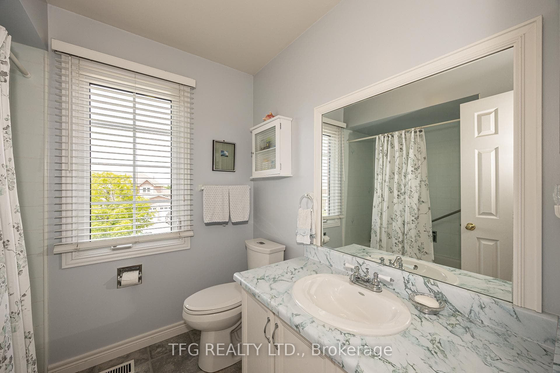19 Dominy Drive photo 24