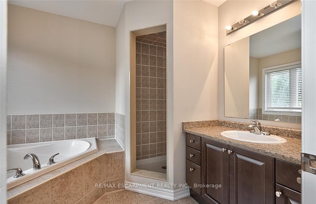 Ensuite Bath