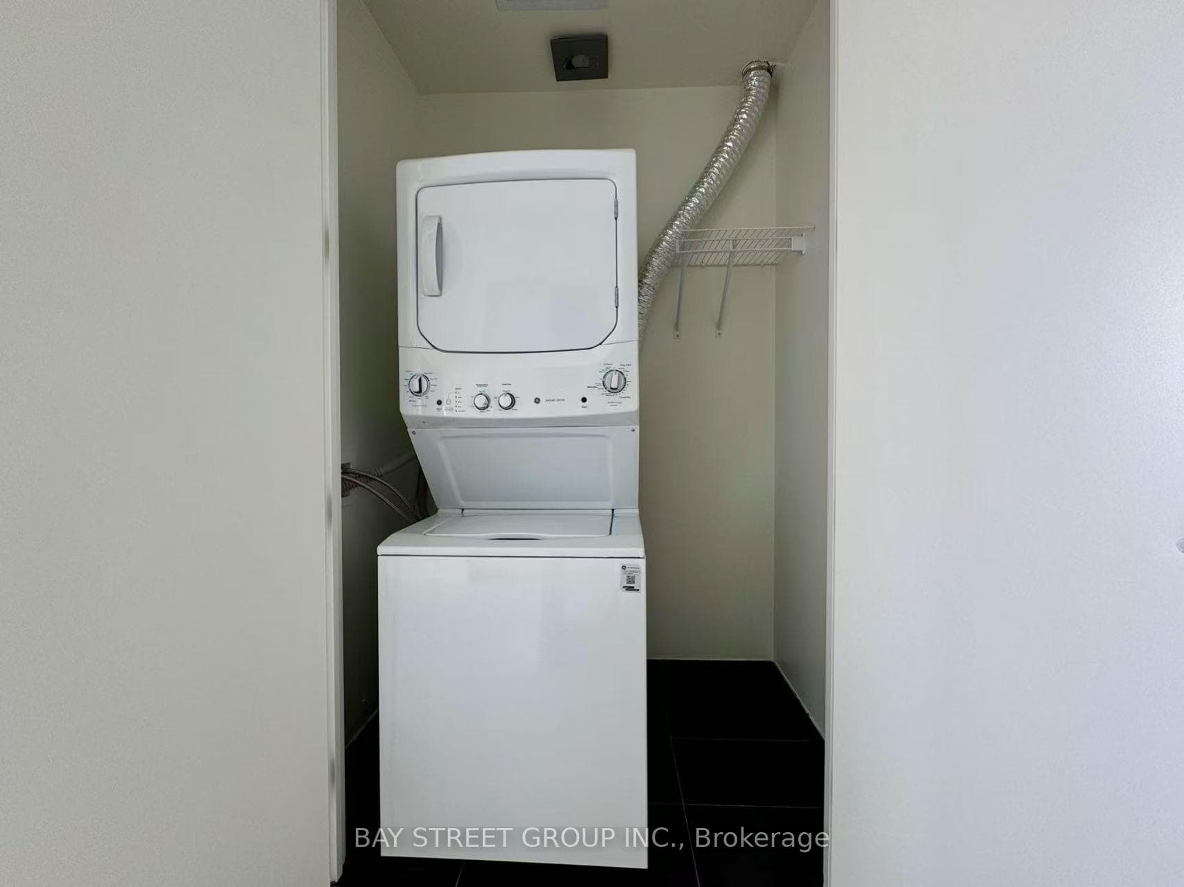 11 Yorkville Avenue Unit 6006 photo 11