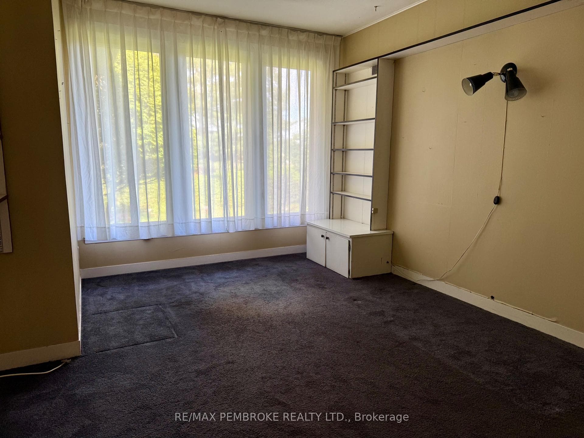 Bedroom 4 - Main floor