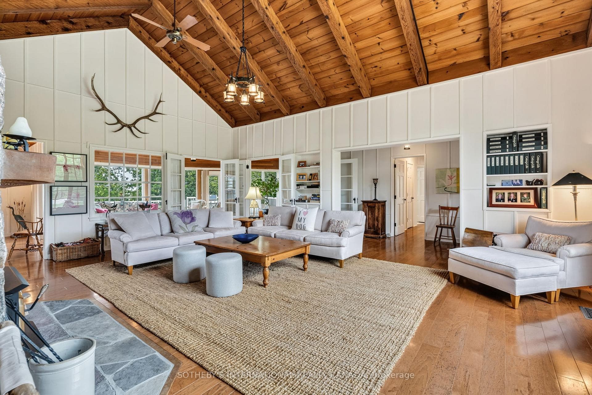 101 Ridge Drive photo 20