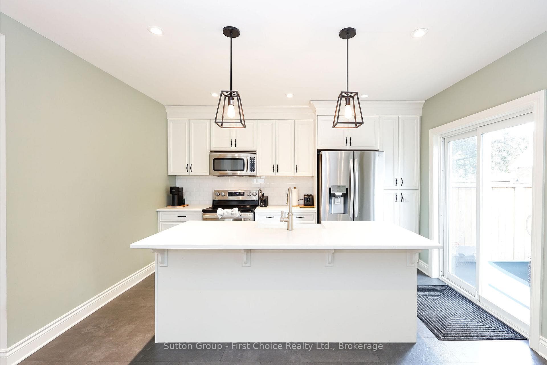36 Mcnab Street photo 23