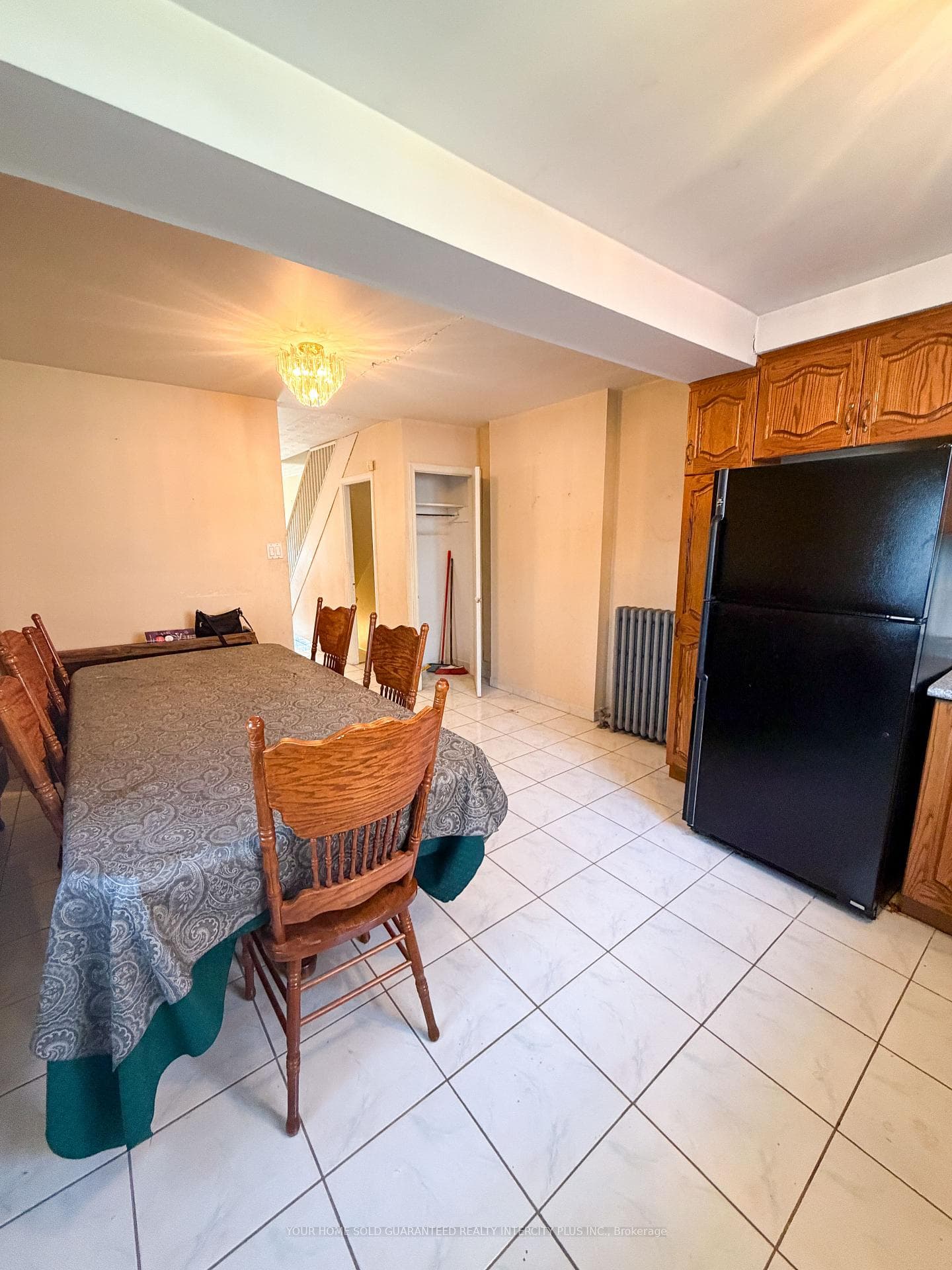 447 Christie Street photo 11