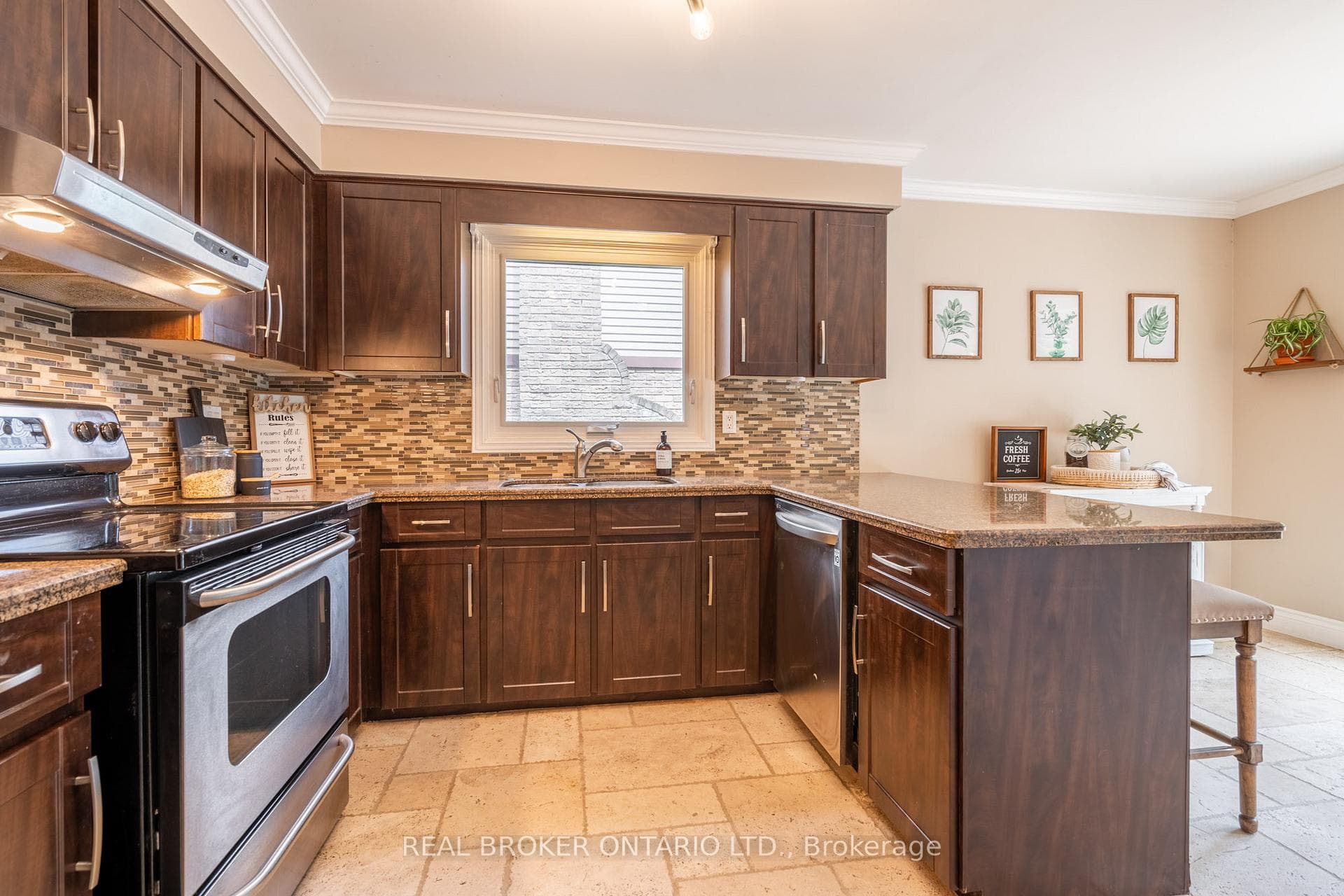 6 Forestview Drive photo 14