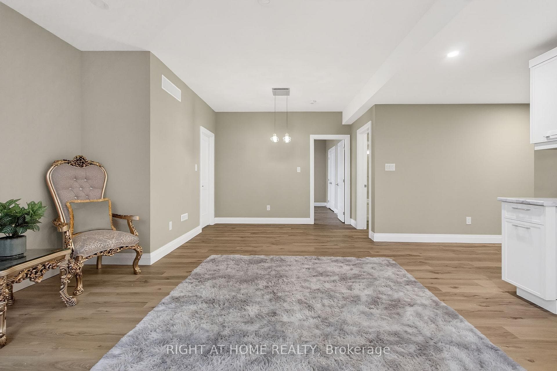 153 McLeod Street photo 33