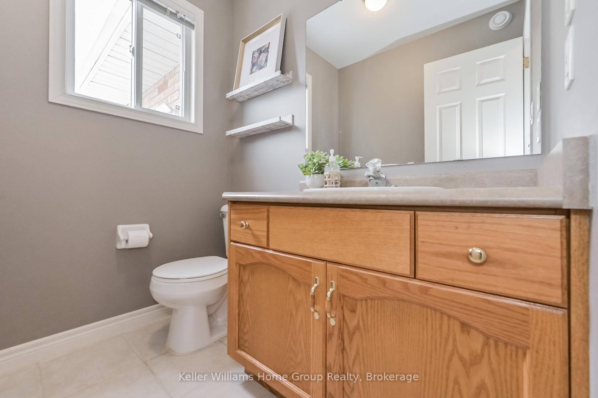 101 Thomas Boulevard photo 14