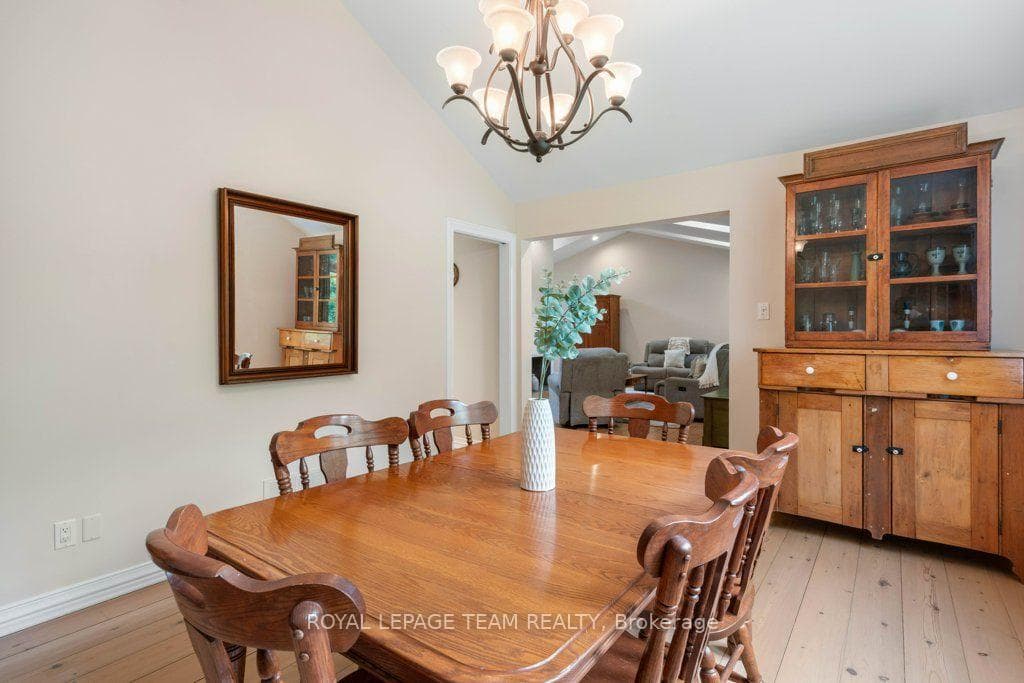 6485 Waddion Drive photo 21