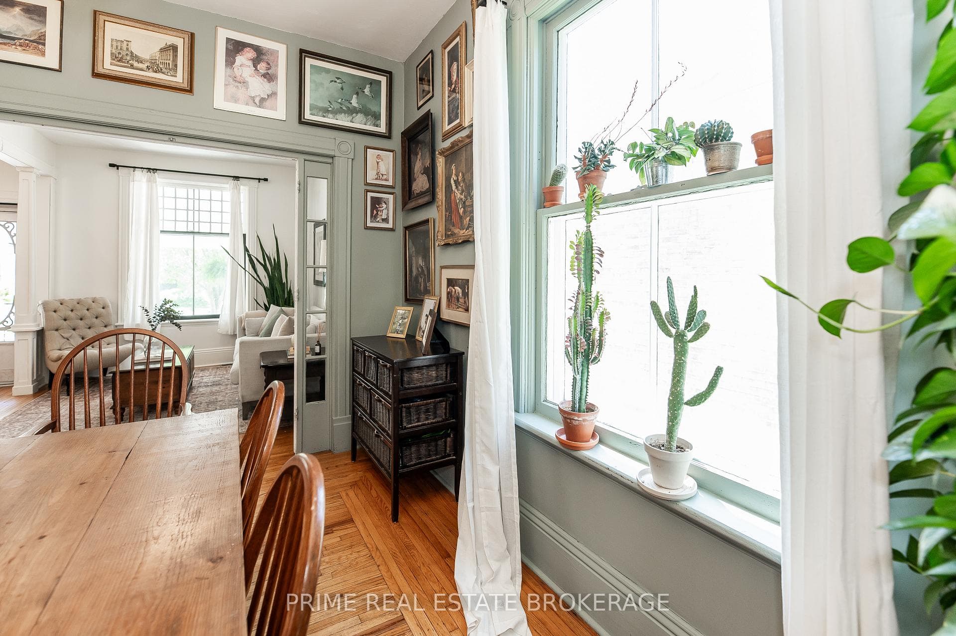 42 William Street photo 17