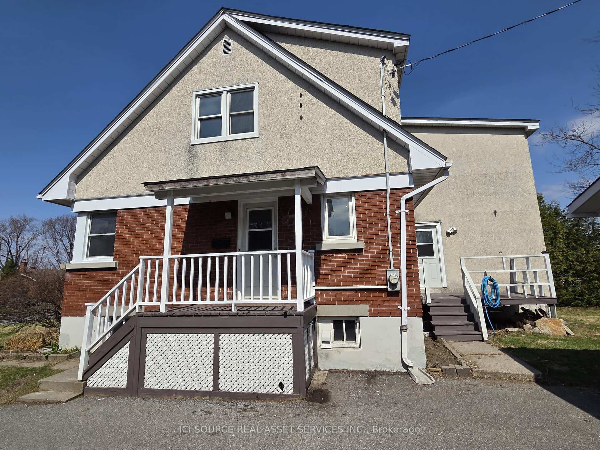 30 Sunnycrest Drive photo 2