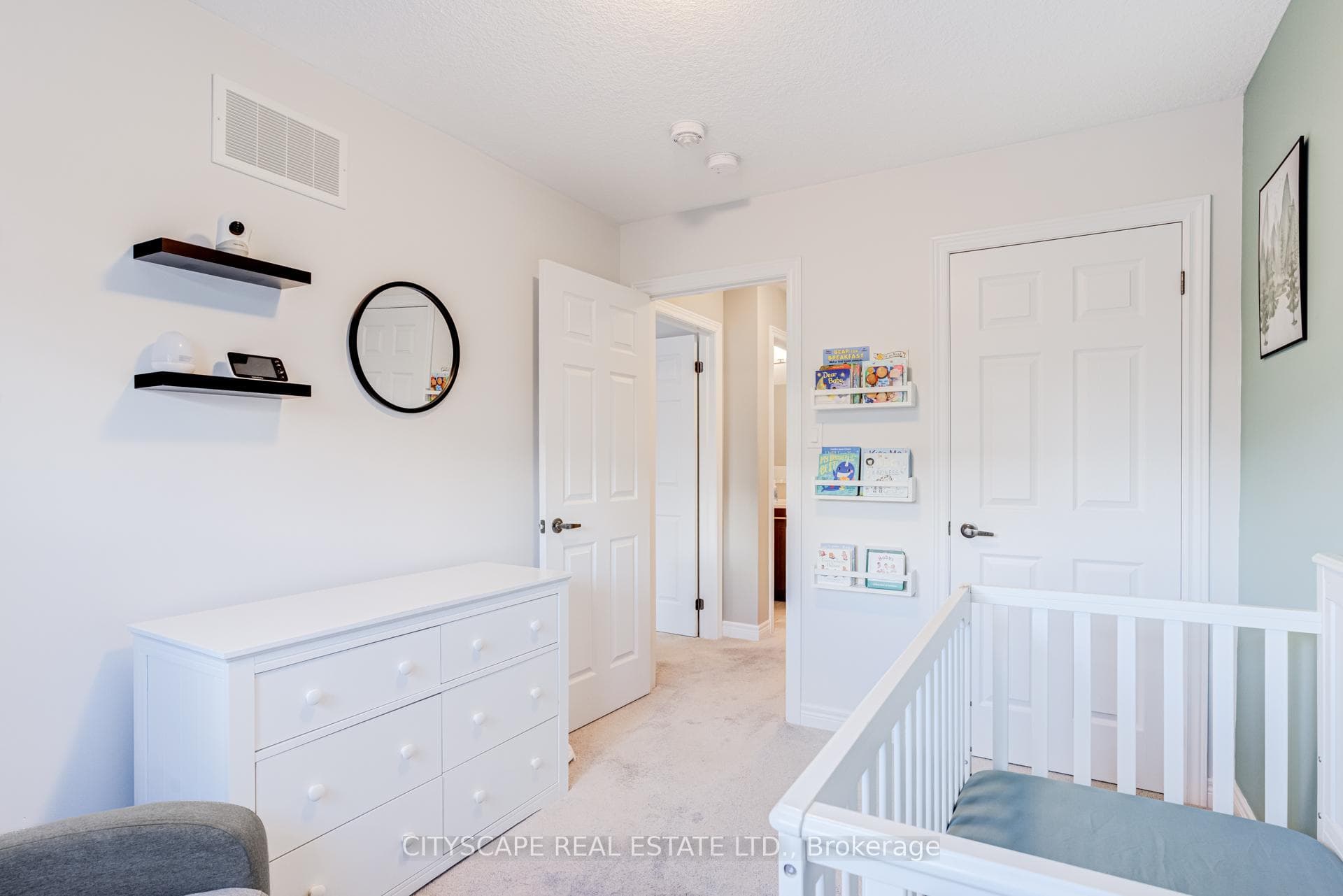14 Winterton Court photo 23