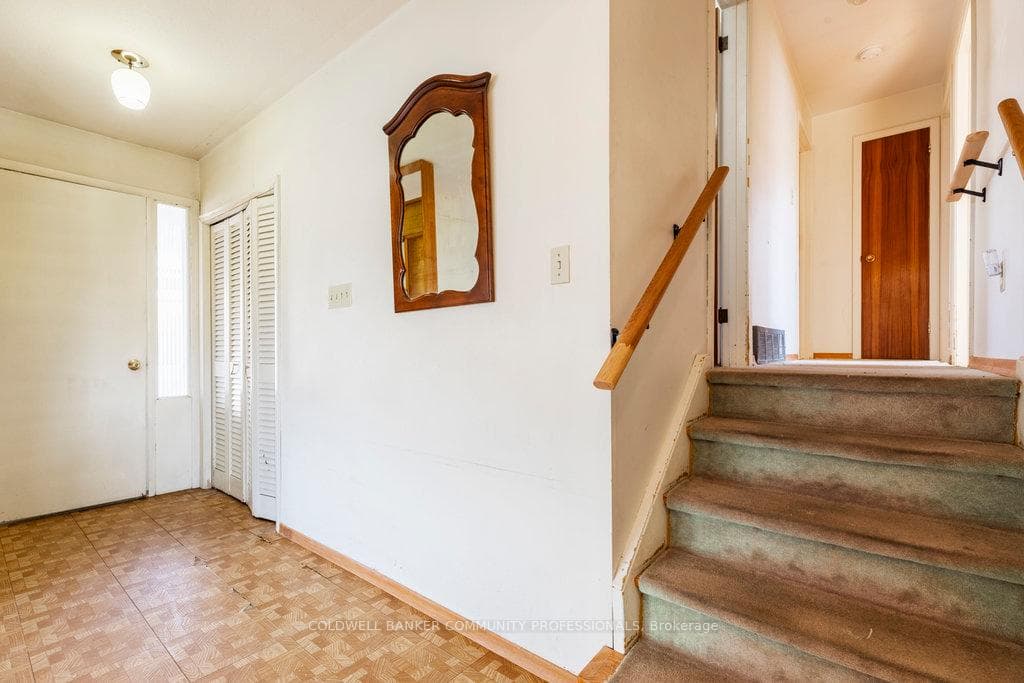 9 Pleaseley Road photo 18