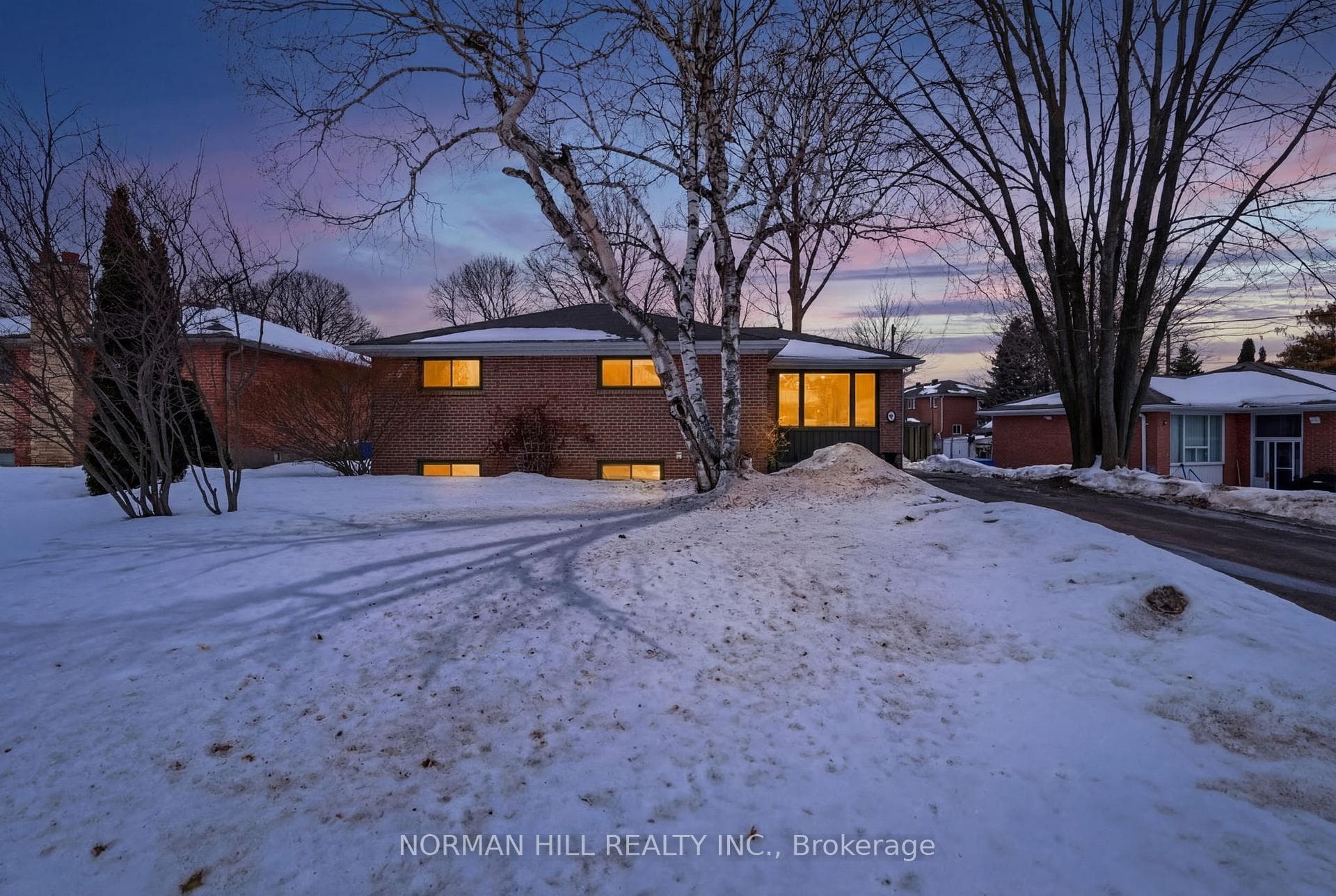 4 Patrick Drive photo 2