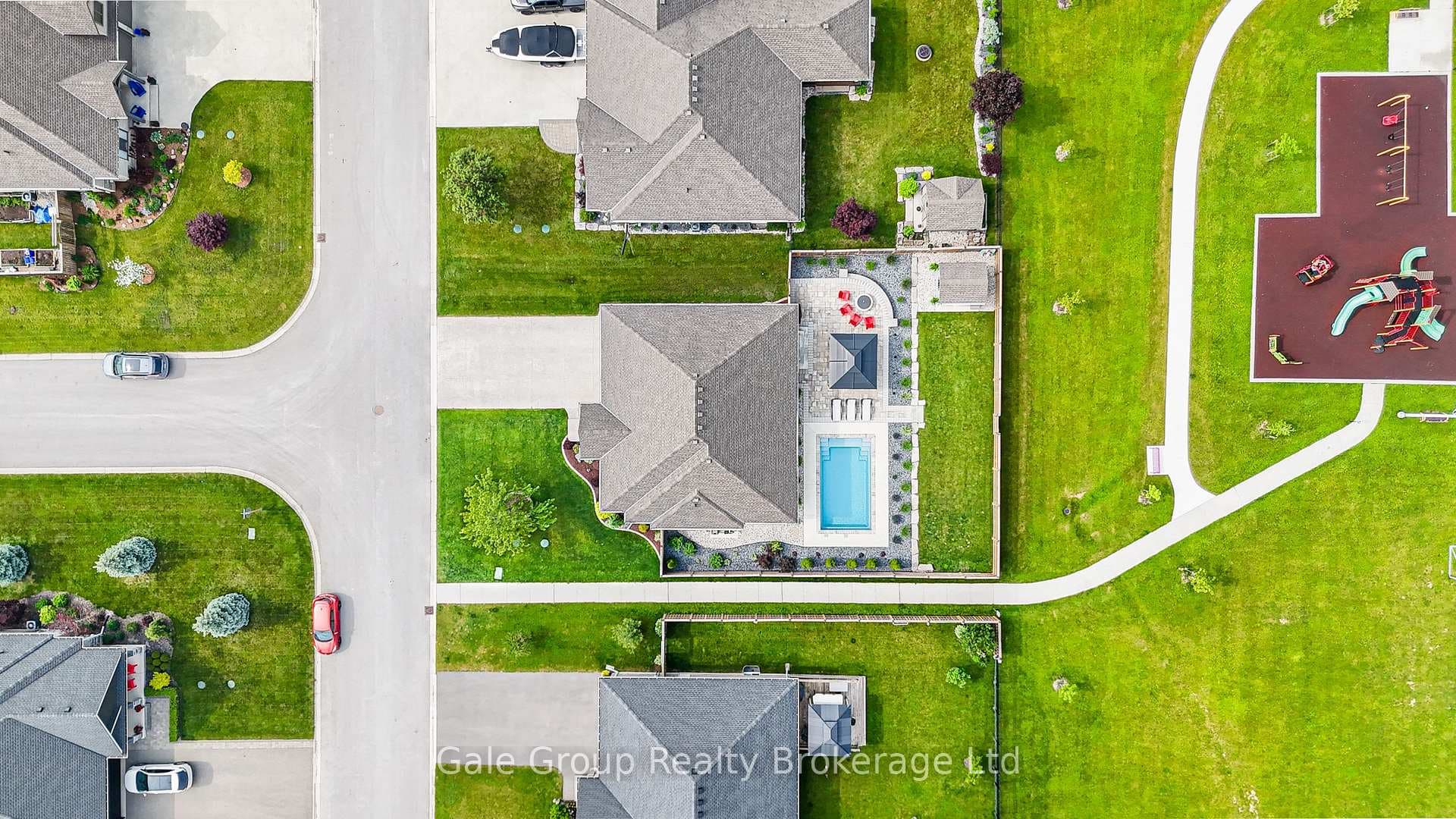17 AMANDA Avenue photo 32