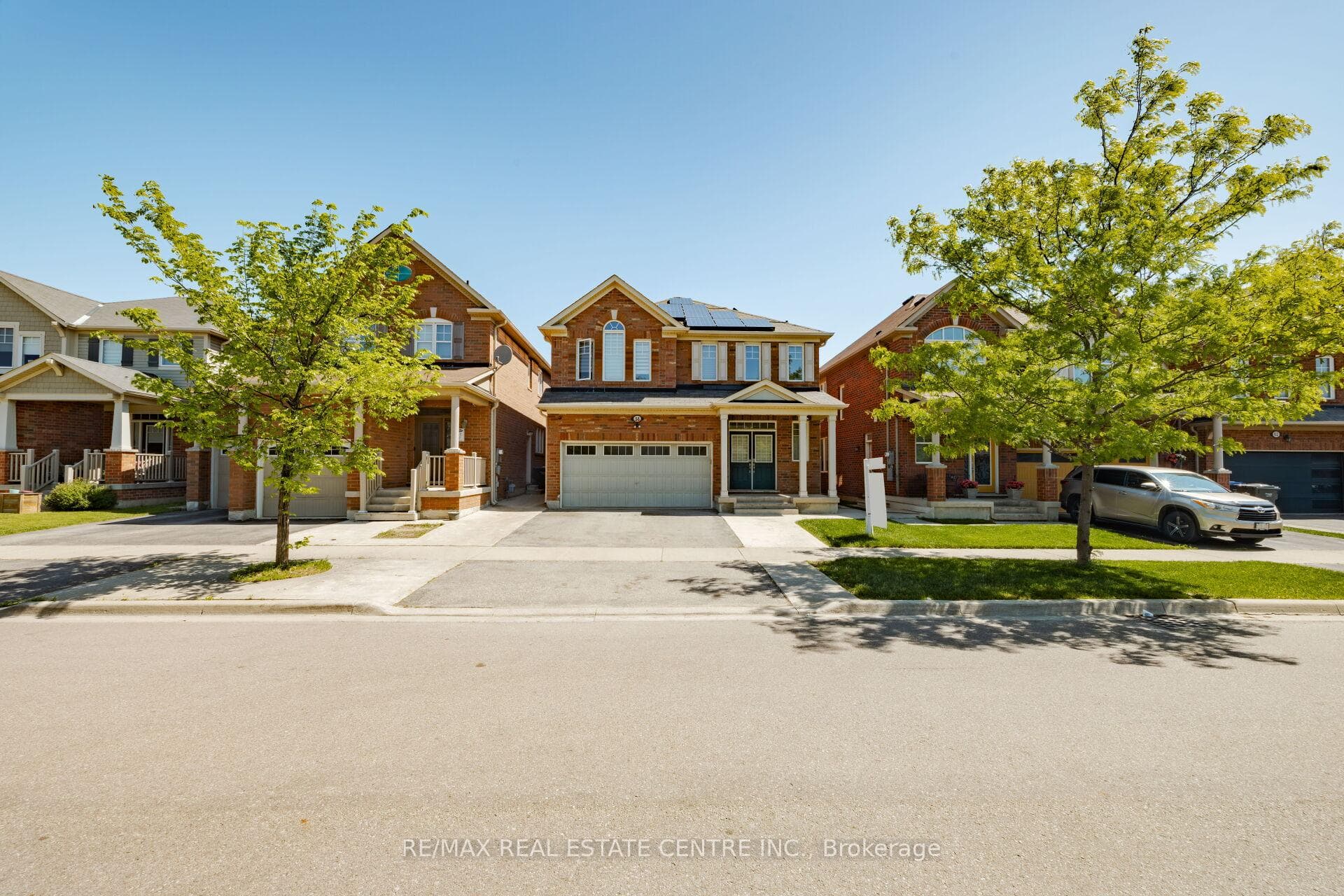 58 Seafair Crescent photo 3