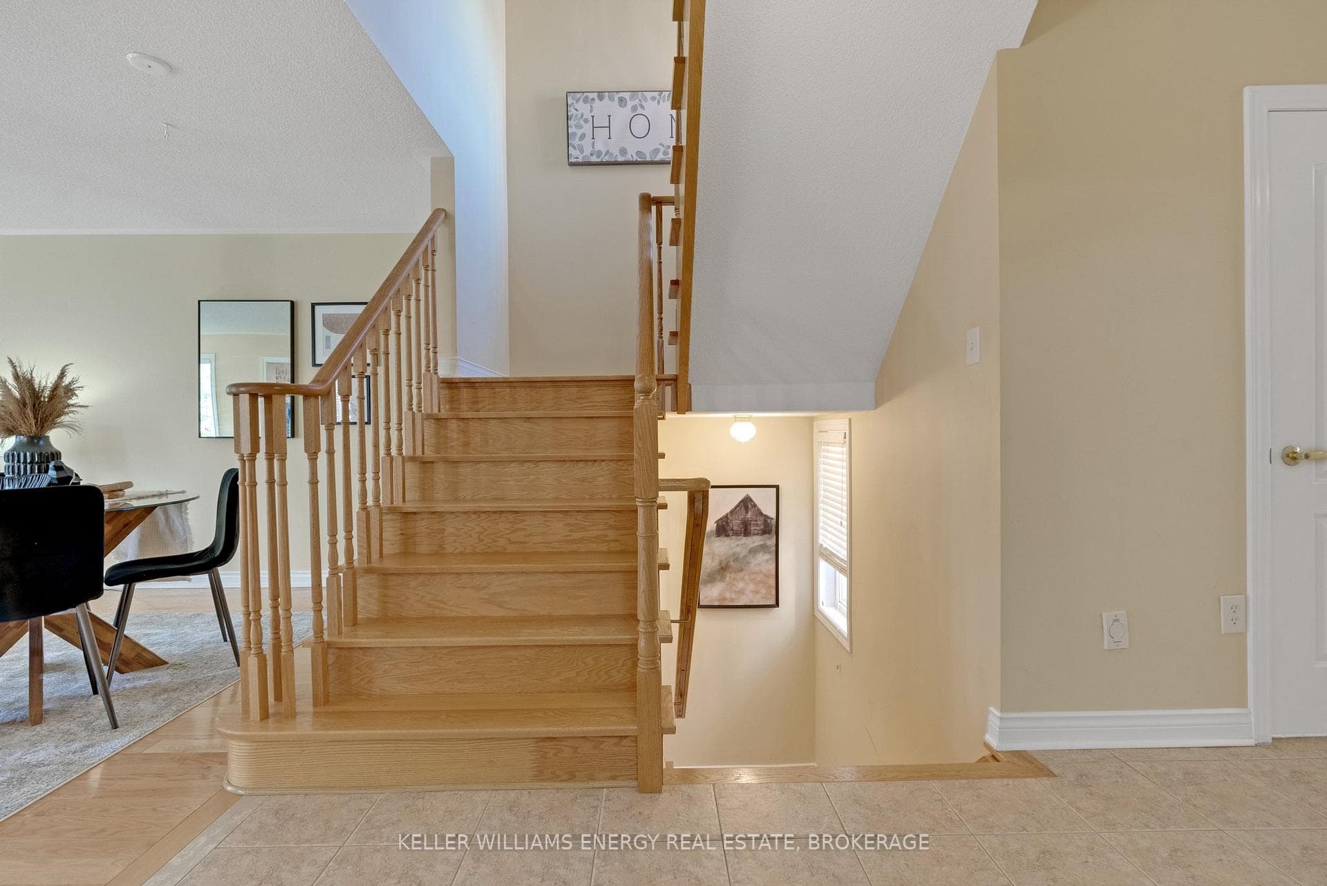 27 Tracey Court photo 14