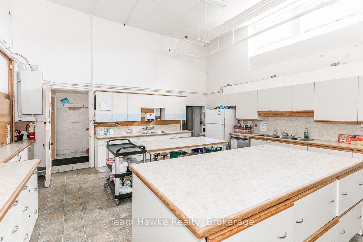 539 HUGEL Avenue photo 46