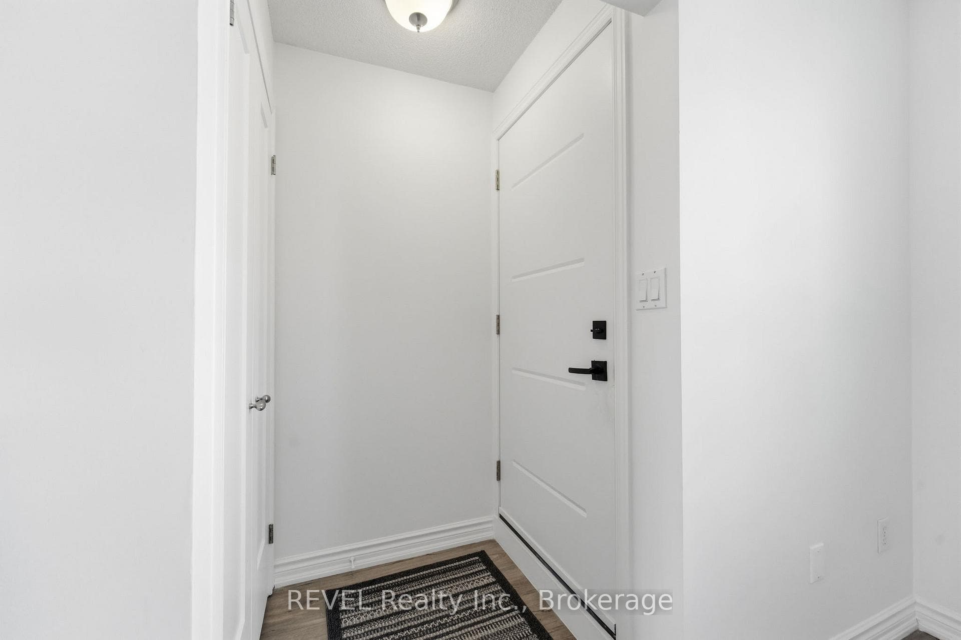 226 Vansickle Road Unit 10 photo 5