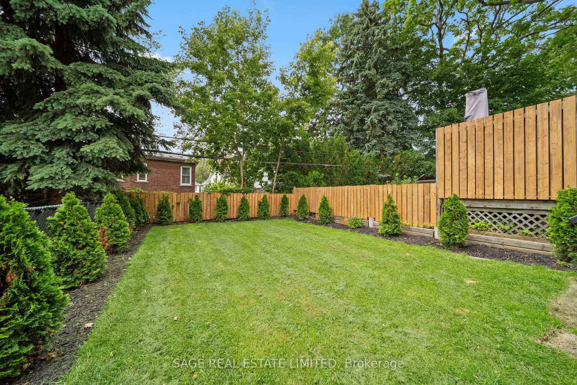 116 Lee Avenue photo 48