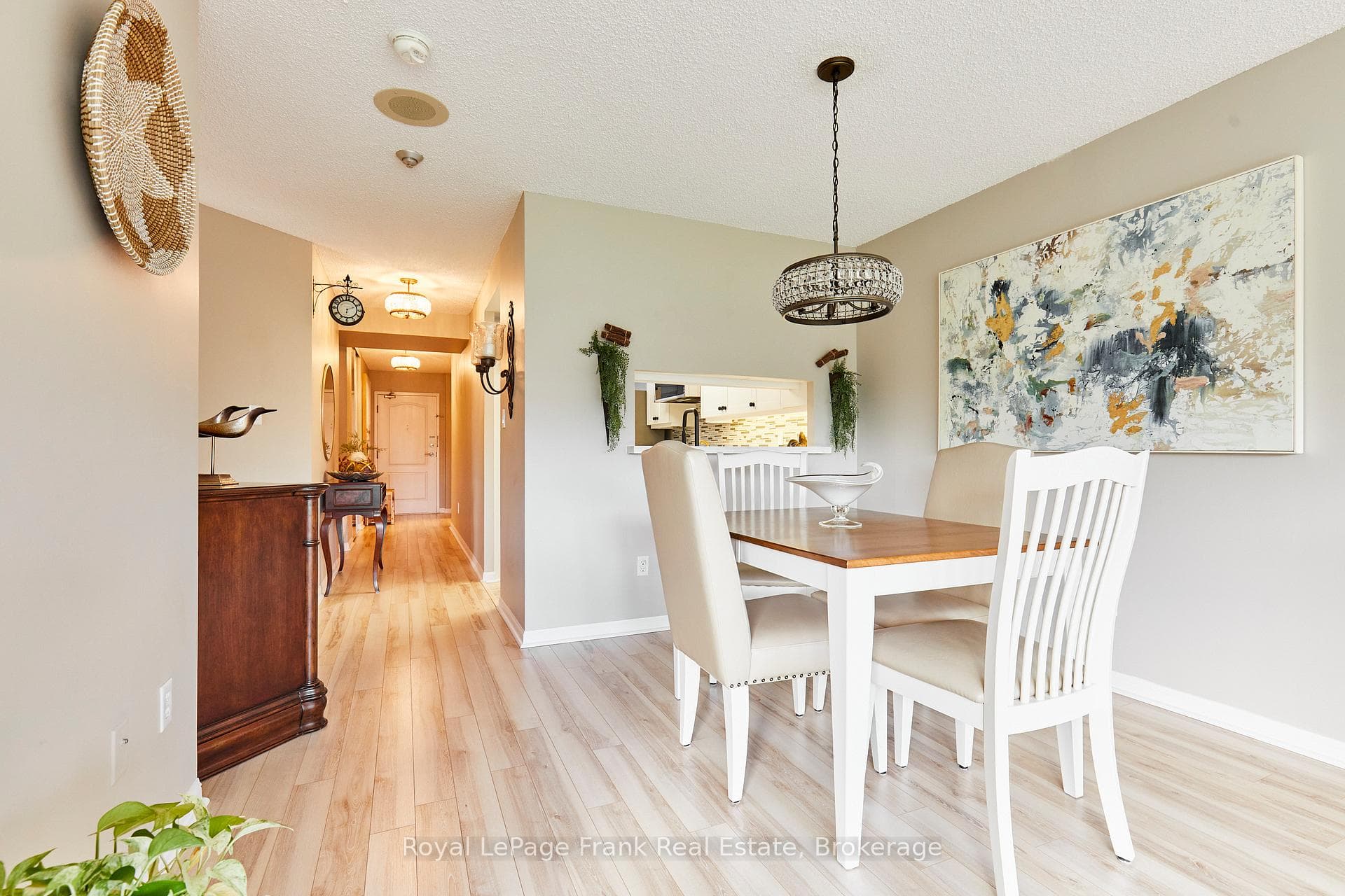 712 Rossland Road Unit 307 photo 12