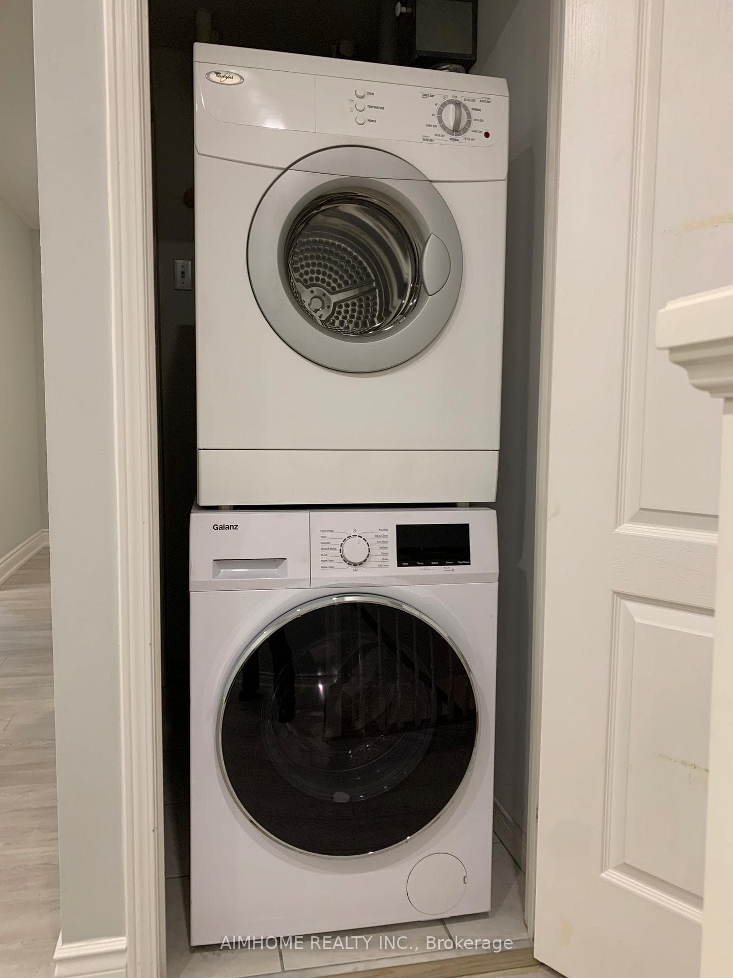 108 Finch Avenue Unit C17 photo 19