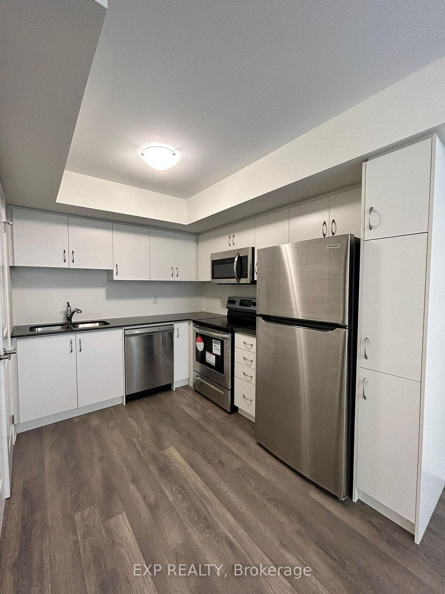 2789 Eglinton Avenue Unit 438 photo 5