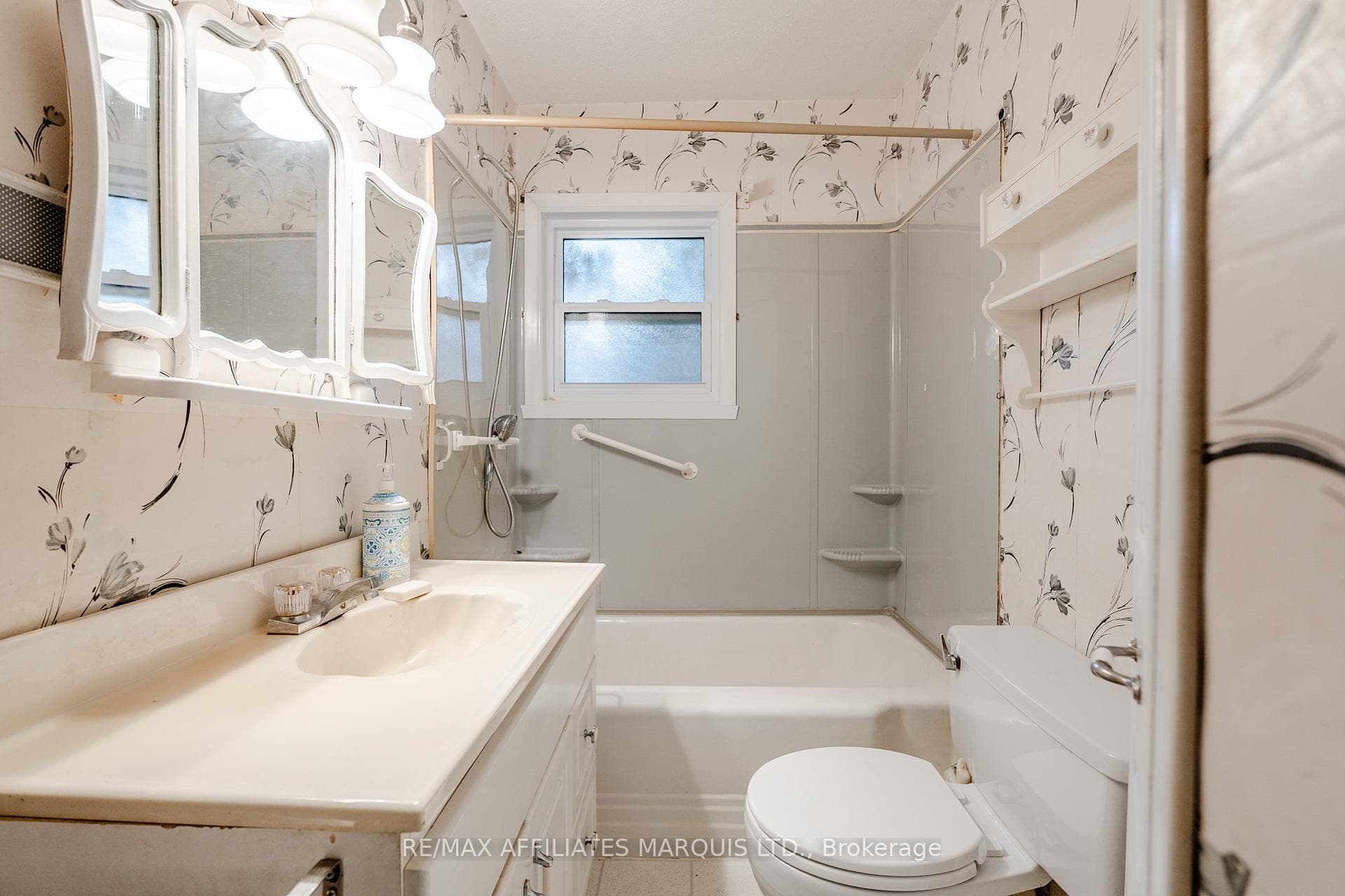 204 Anthony Street photo 20