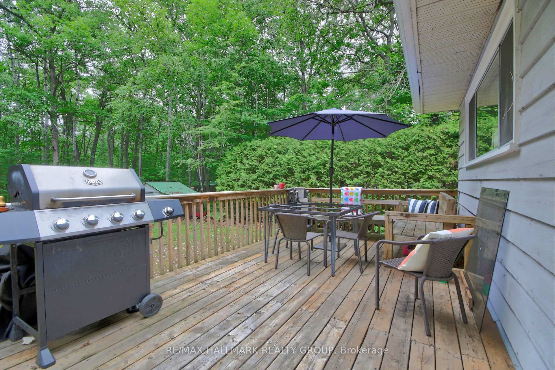 671 Bayview Drive photo 31