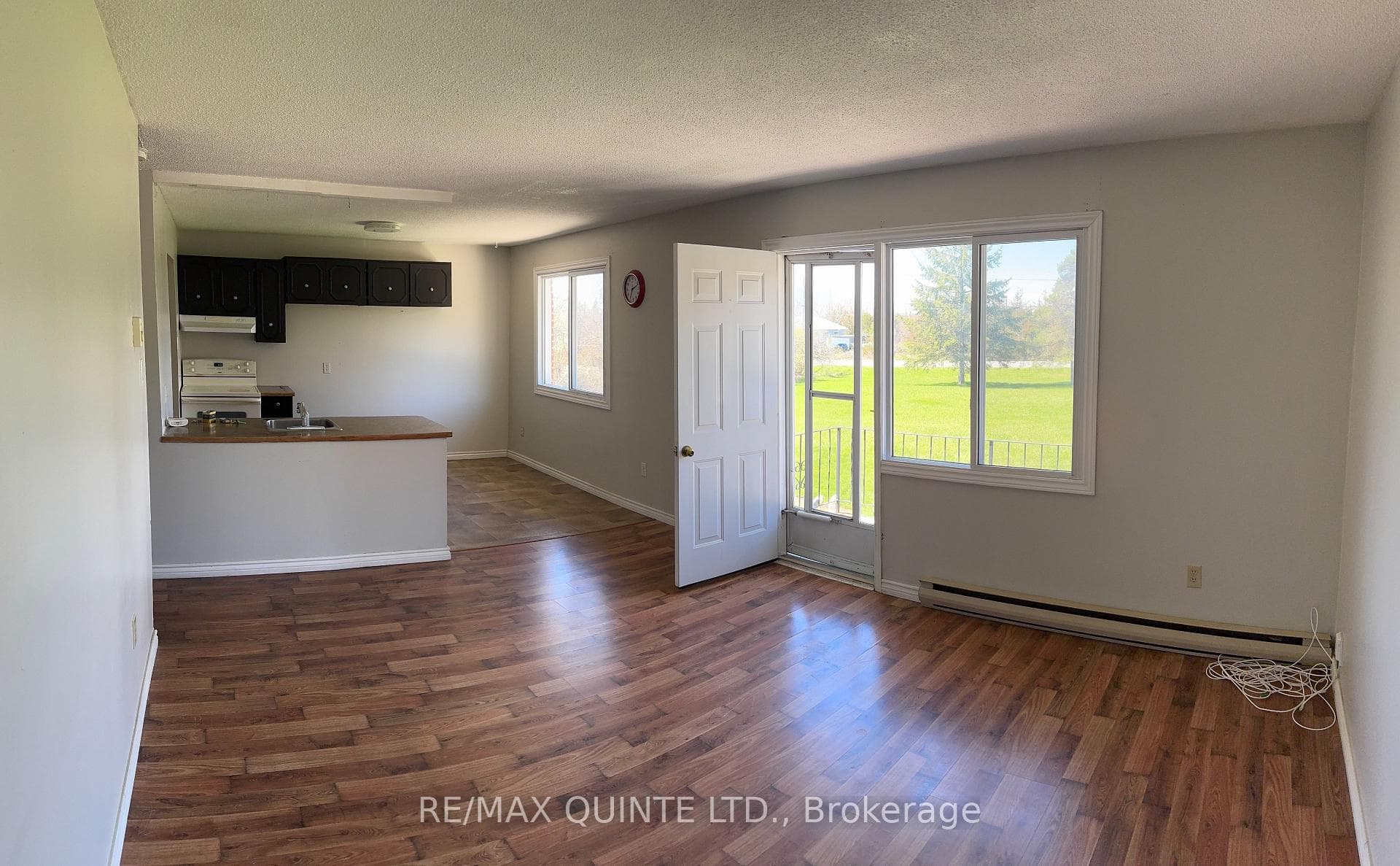 195 Kimmets Side Road Unit 2 photo 4
