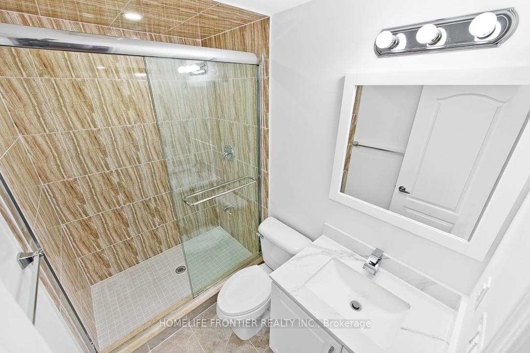 311 Hinton Terrace Unit Lower photo 12