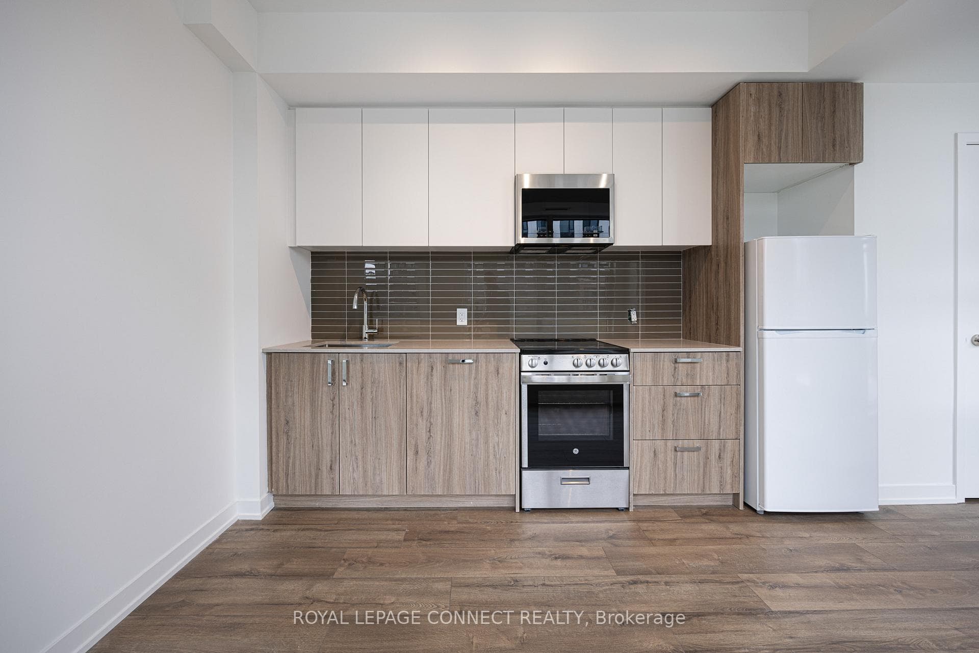 1787 St. Clair Avenue Unit 711 photo 8