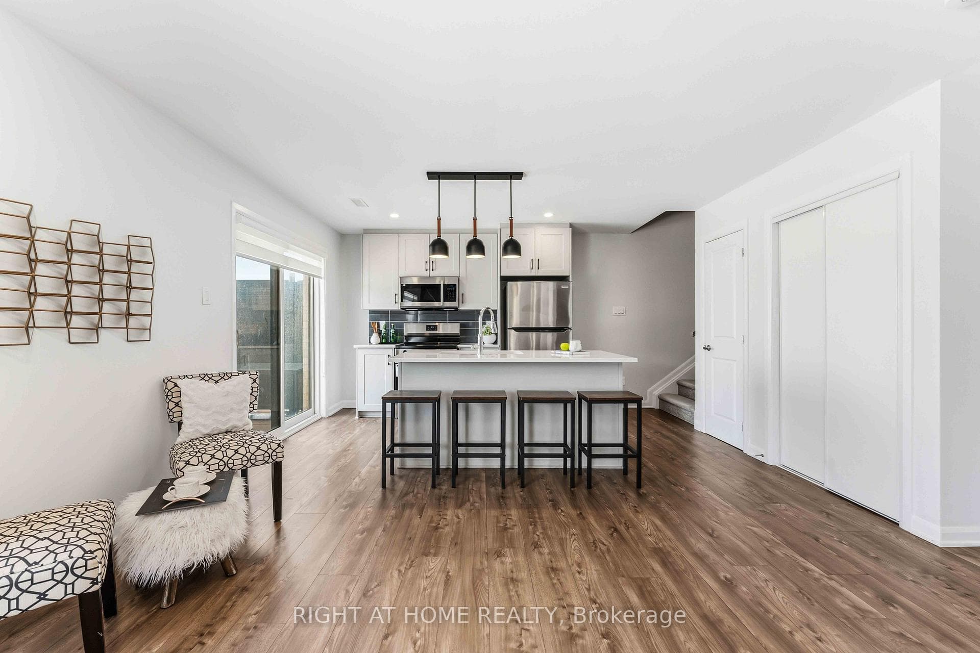 1310 Creekway Private photo 4