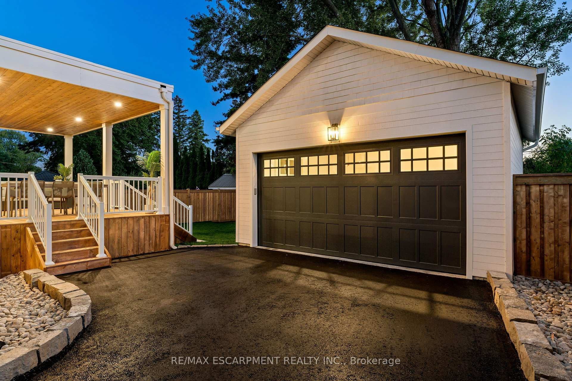 684 Peele Boulevard photo 47