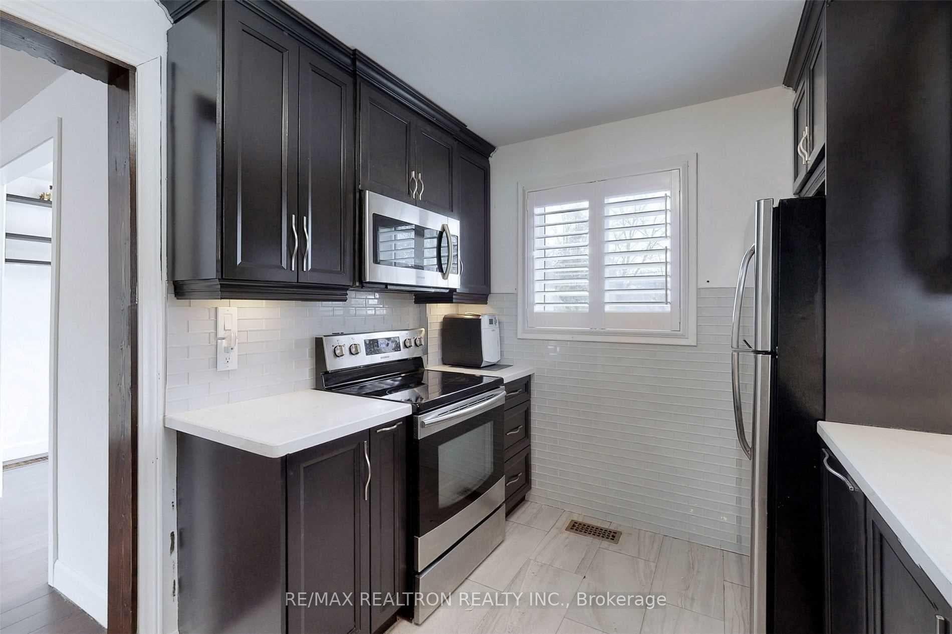 19 RICHARDSON Drive photo 9