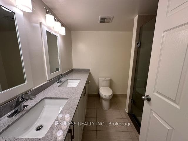 942 Yonge Street Unit 221 photo 4