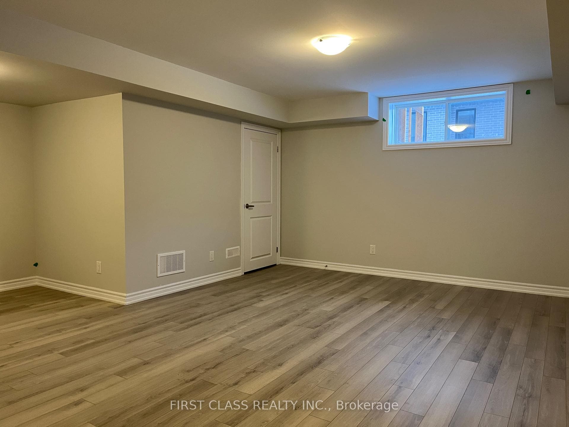 34 Freeman Williams Street photo 14