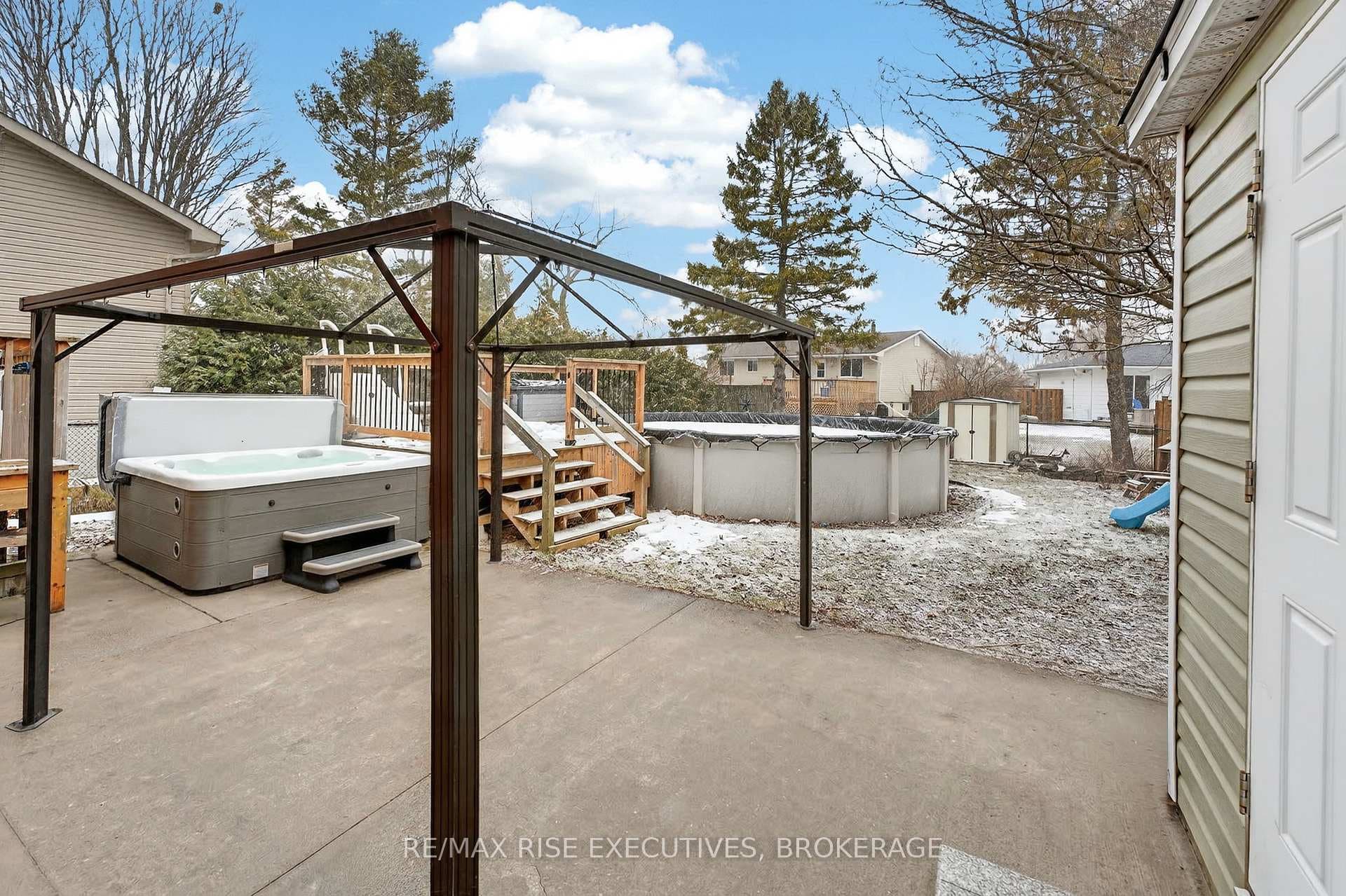 821 Mona Drive photo 29