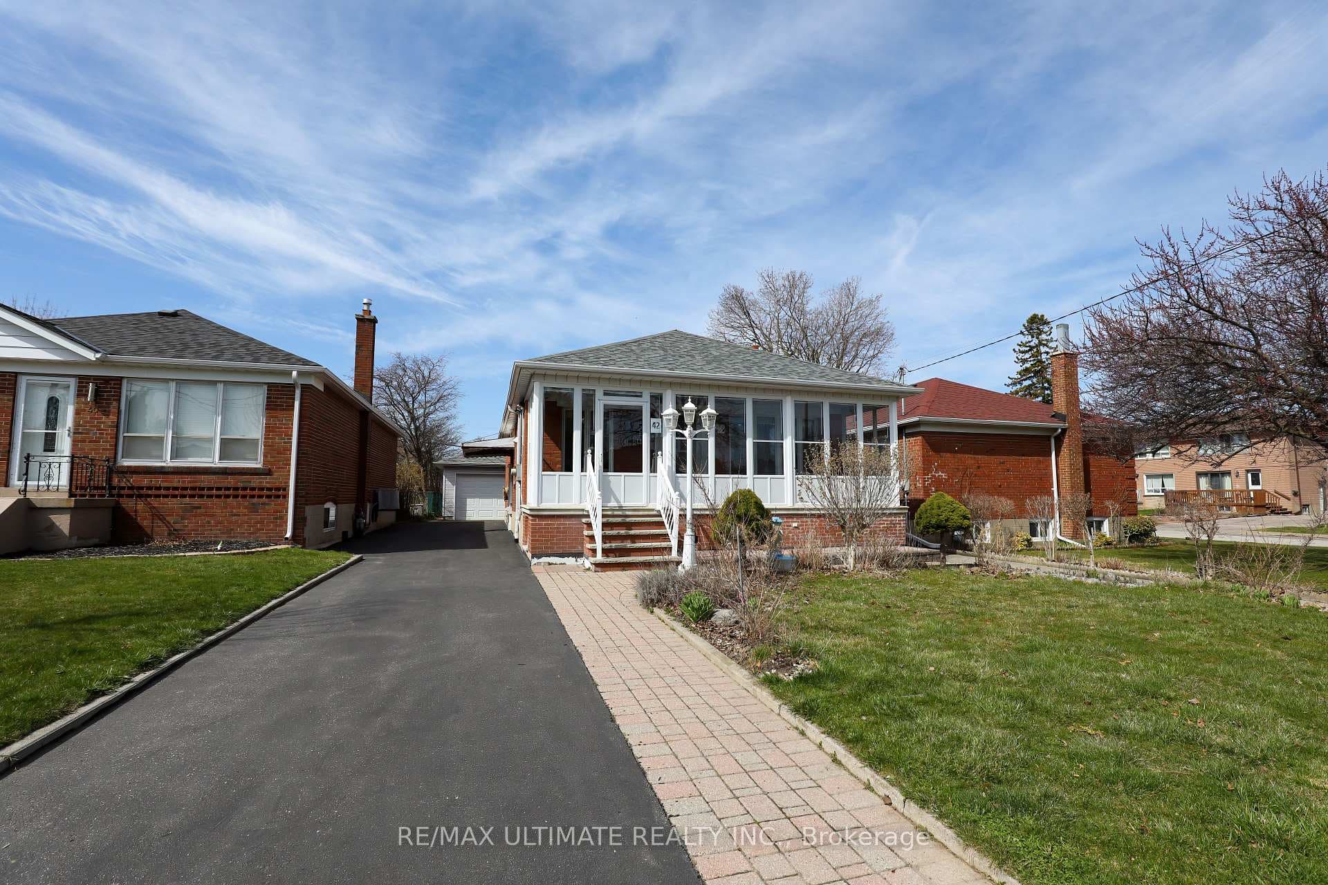 42 Marta Avenue photo 1
