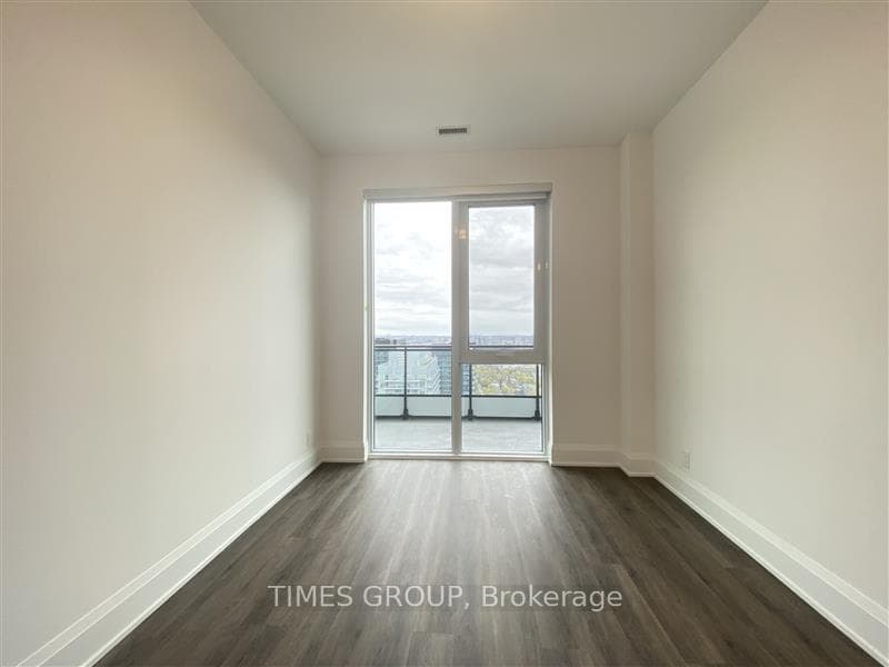 65 Broadway Avenue Unit 3902 photo 17