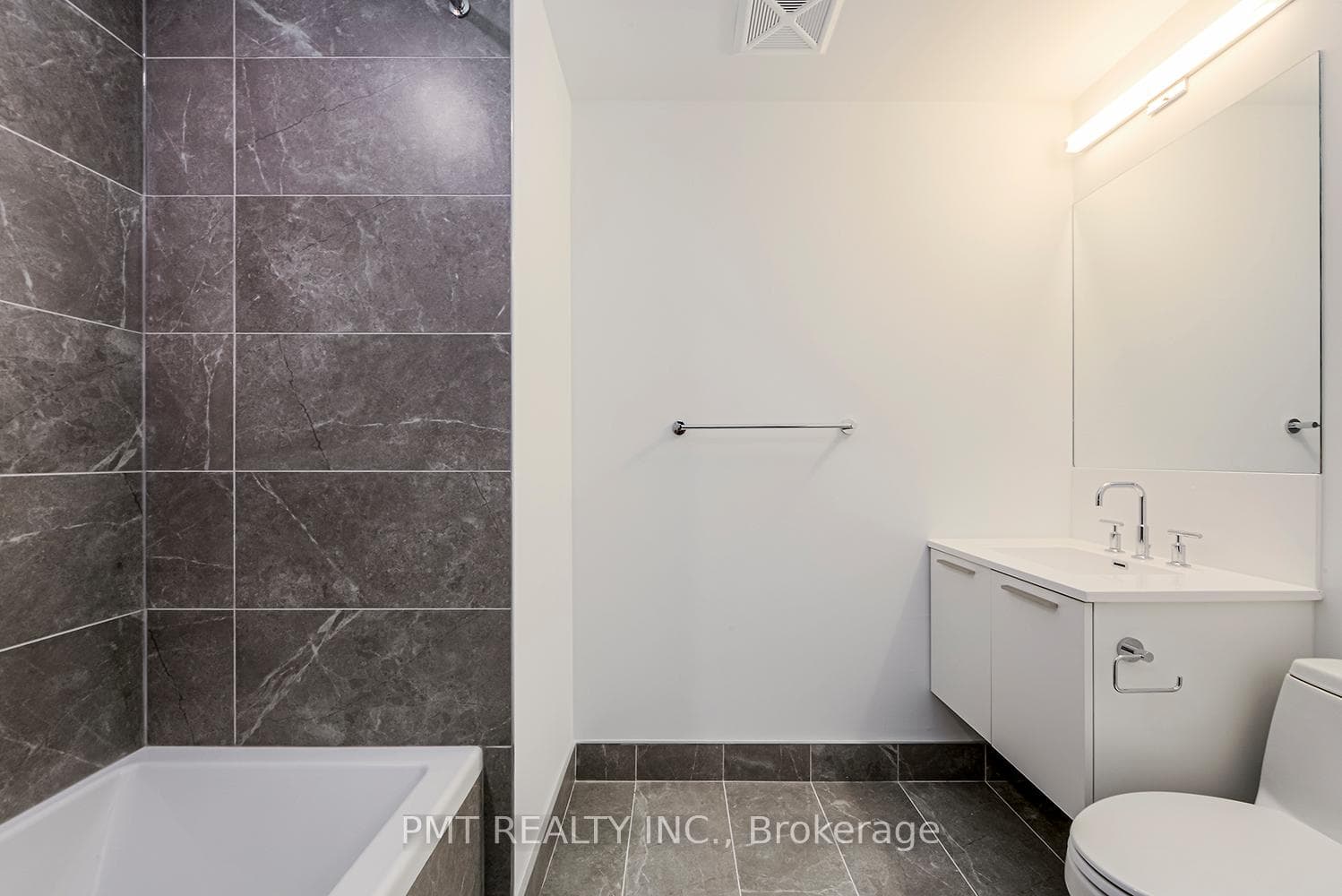 3 Gloucester Street Unit 4205 photo 25